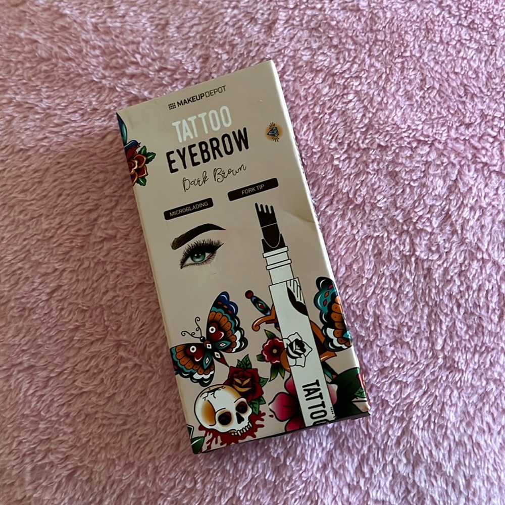 Eye brows pen